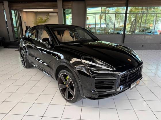 PORSCHE CAYENNE 3.0 V6 E-HYBRID COUPÉ PLATINUM EDITION AWD TIPTRONIC S